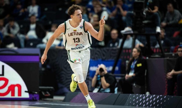 已经成为了立陶宛队的绝对核心！尼克斯真应该尽快签下他？